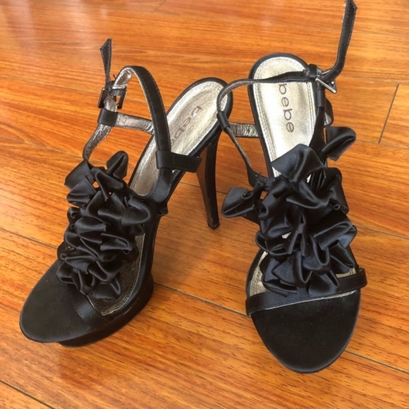 bebe Shoes - Bebe sz 8M ruffle open toe platforms heels